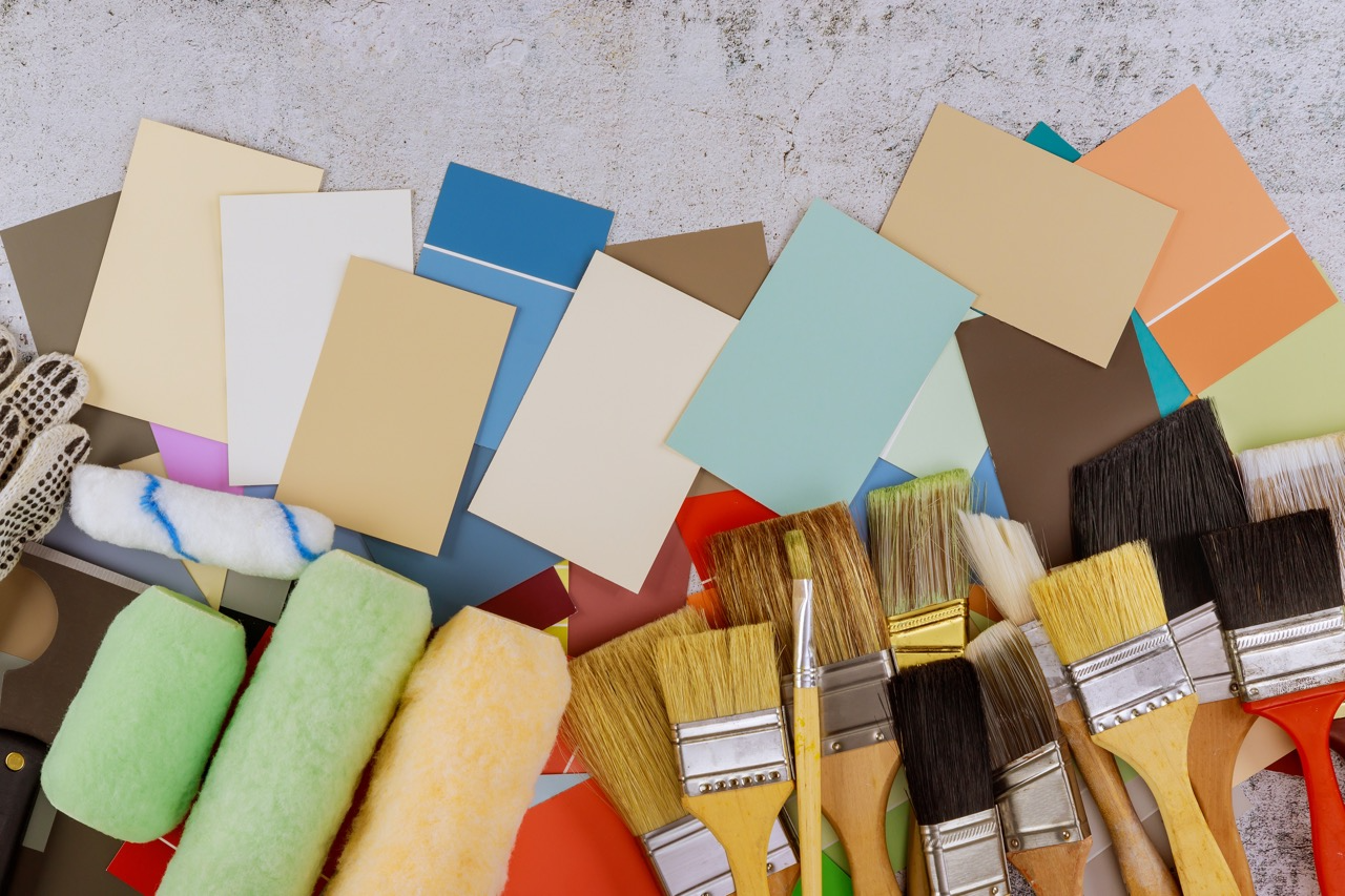 paint tabs and paint brushes